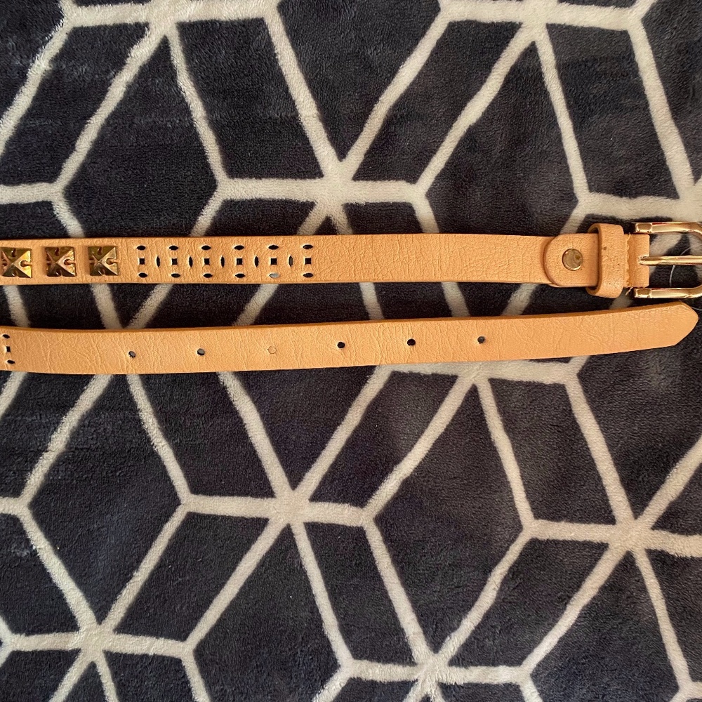 Peach tone belts